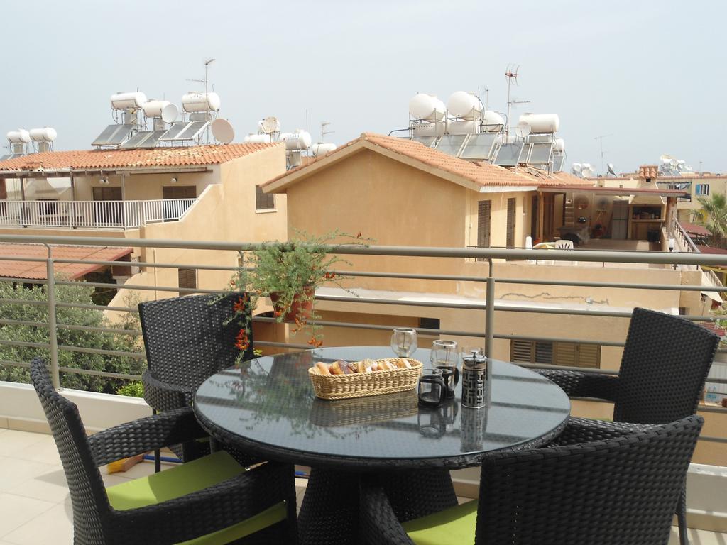 Apartment Helena Paralimni Ngoại thất bức ảnh